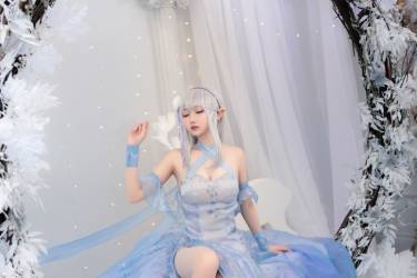 小木曾AYA 爱蜜莉雅 水晶礼服[19P-75MB]美丽的女生cos图片