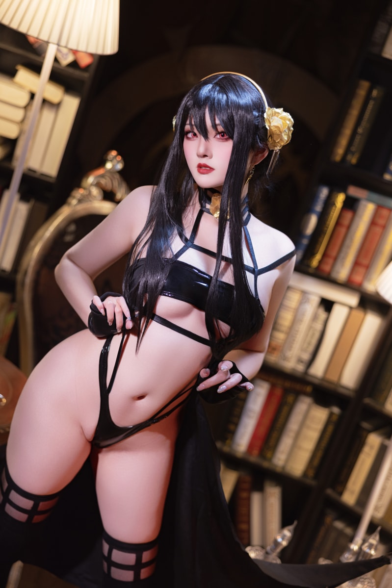 Natsuko夏夏子 – 间谍过家家 约尔