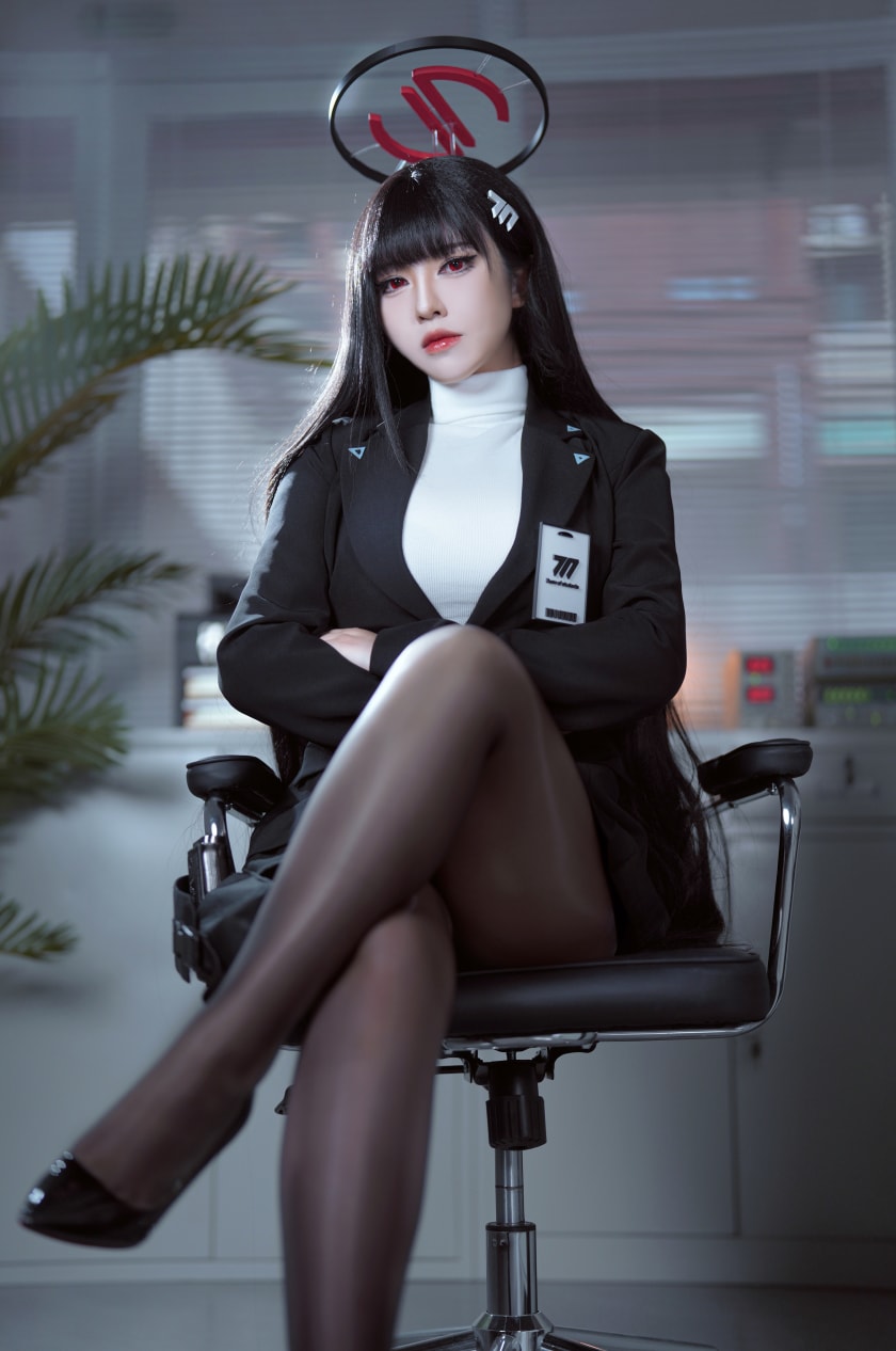 半半子 蔚蓝档案 调月莉音图片欣赏