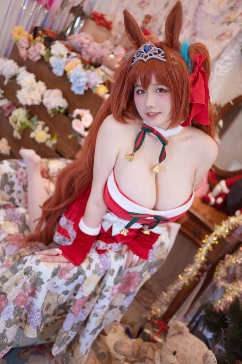 阿半今天很开心 赛马娘-大和赤骥·绯红的星落之夜cos图片下载