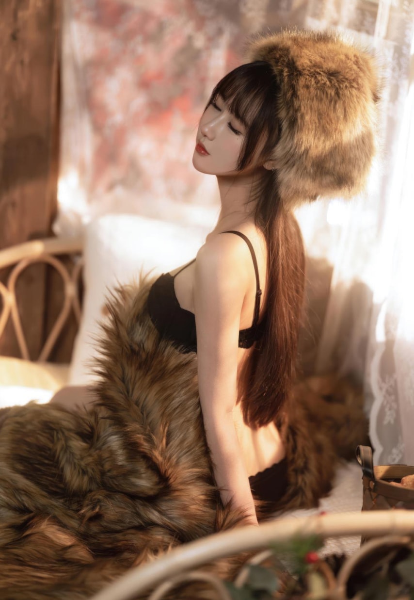 羽生三未 – 冬之恋歌作品图片未删减