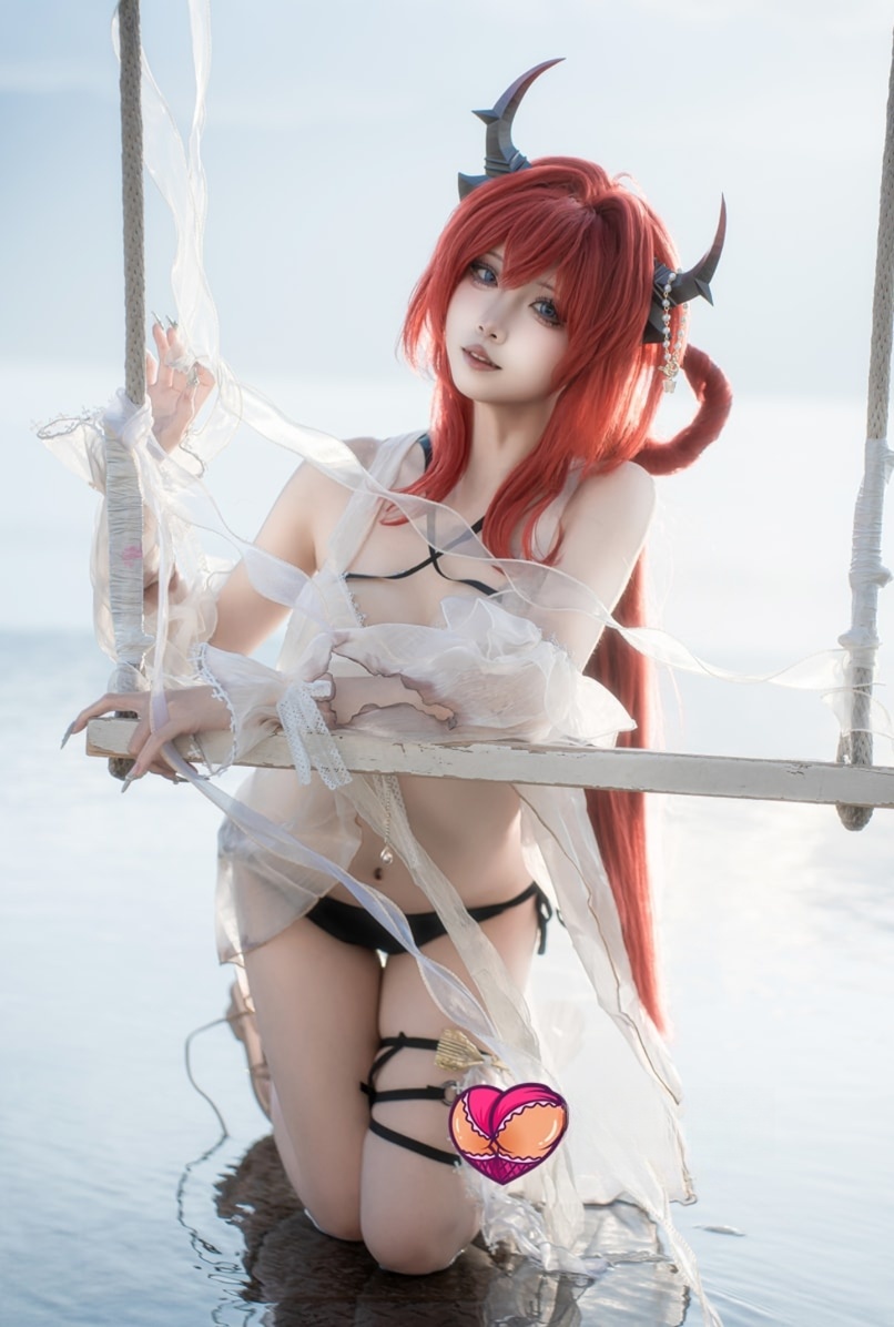 纸悦Etsu_ko 明日方舟 史尔特尔 泳装图片大全高清