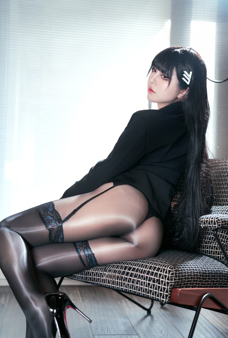 半半子 蔚蓝档案 调月莉音 内衣OL美丽的女生图片 半半子 蔚蓝档案 调月莉音 内衣OL美丽的女生图片