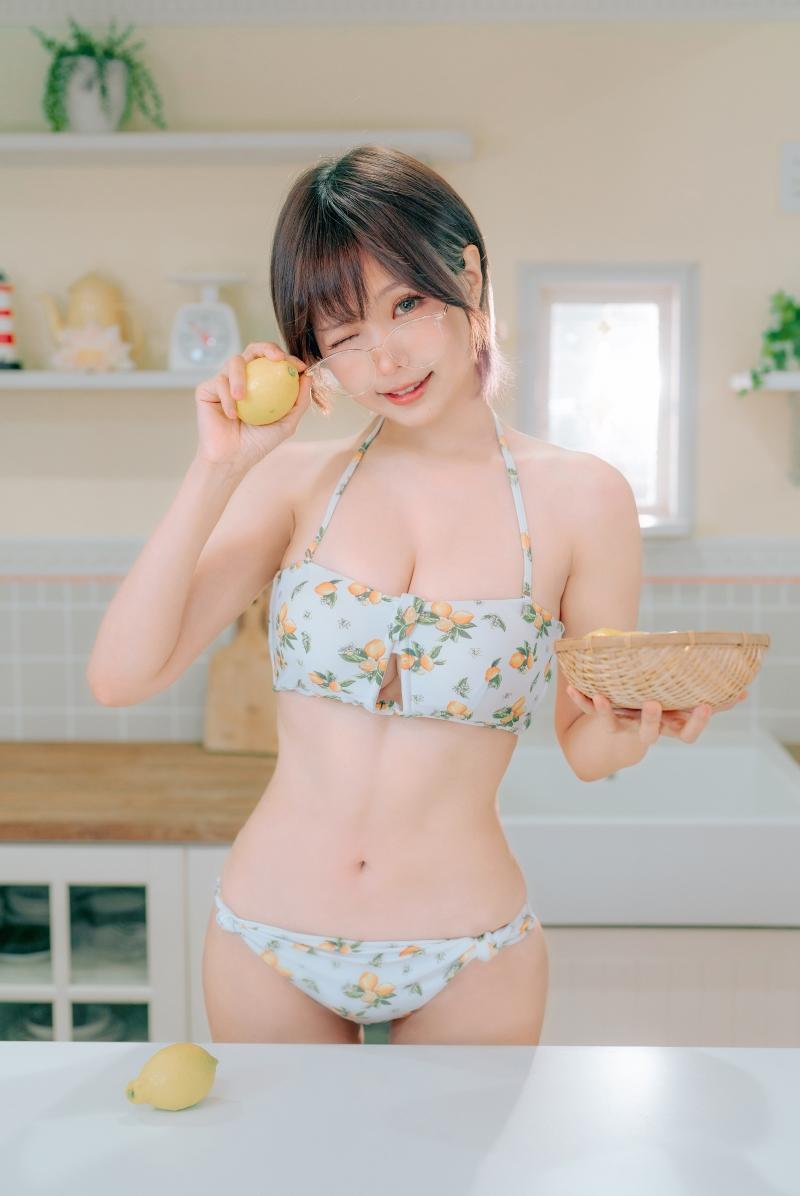 ElyEE子 2023.august C-檸檬泳裝 Lemon Swimsuit [31P-113MB]